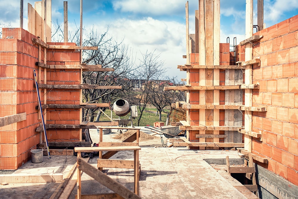 Petites briques de construction naturelles