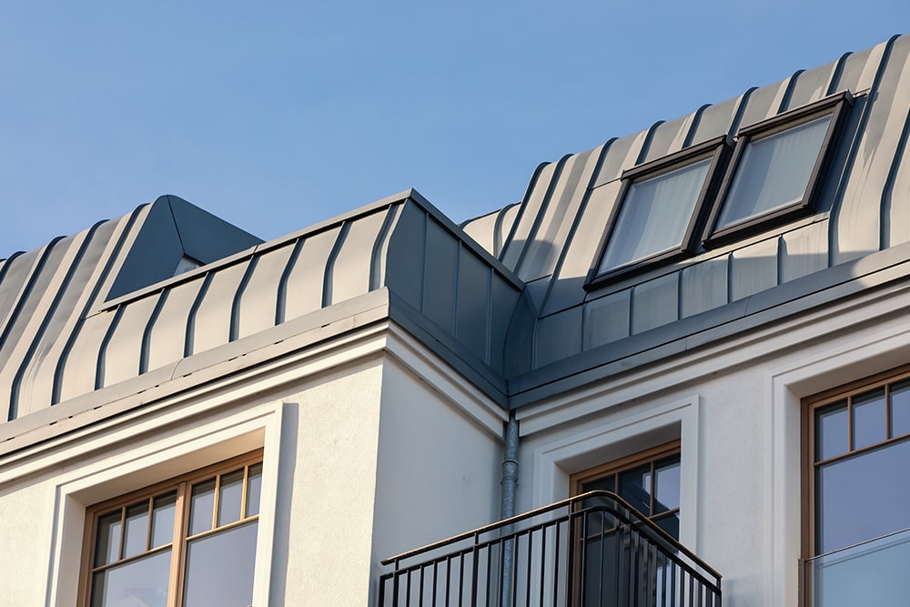 Toiture en zinc, comment l'isoler