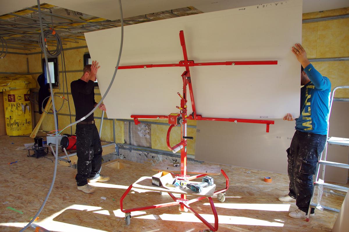 pose-placo-plafond-artisan-ootravaux