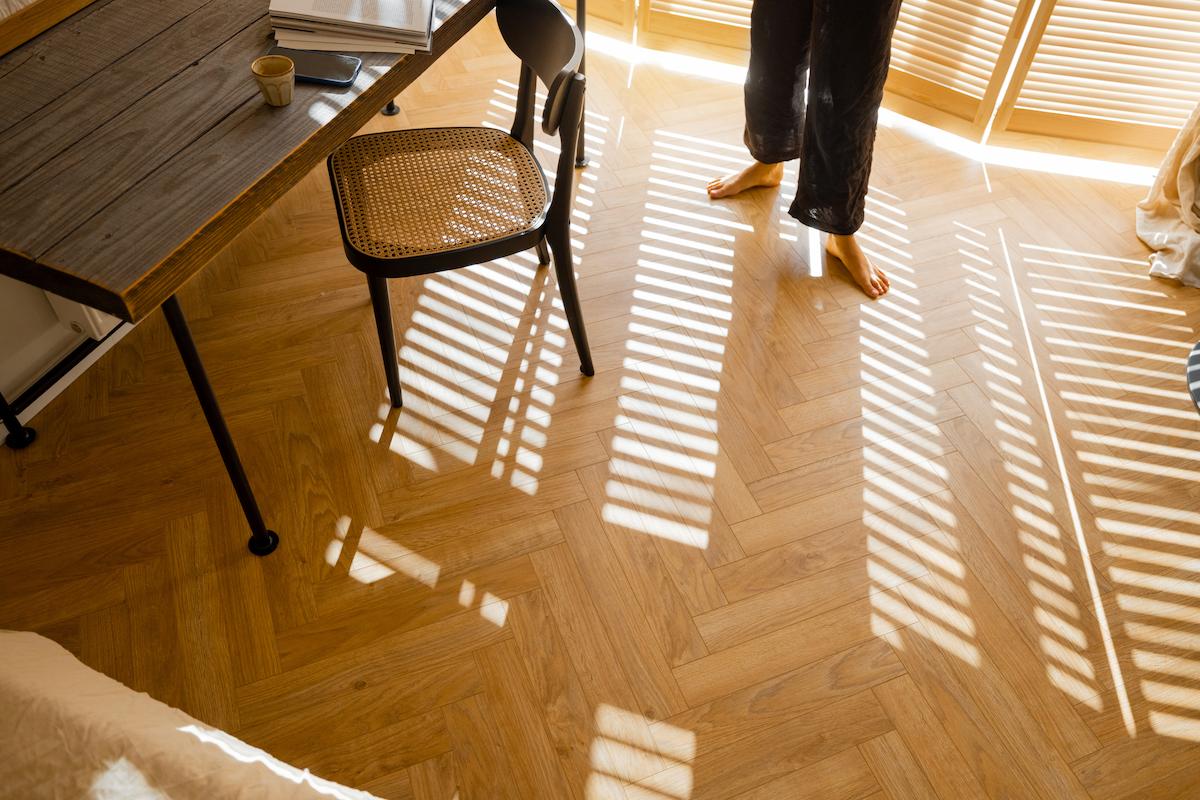 Parquet point de Hongrie dans un salon