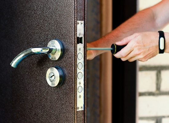 Prix pour le blindage d'une porte d'entrée
