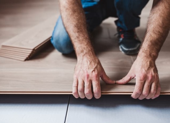 Tout-savoir-pose-parquet-flottant-ootravaux