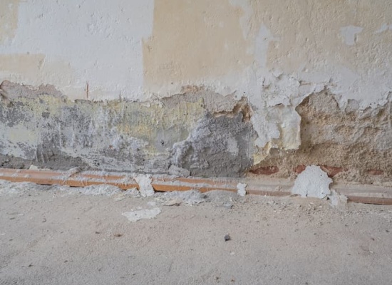 Les-meilleurs-traitements-contre-le-salpêtre-ootravaux