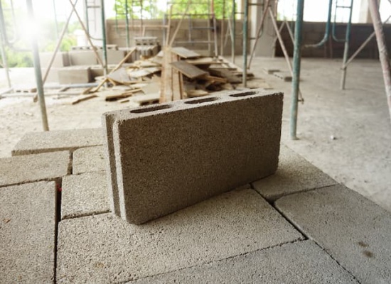 Quel-type-de-parpaing-choisir-ootravaux