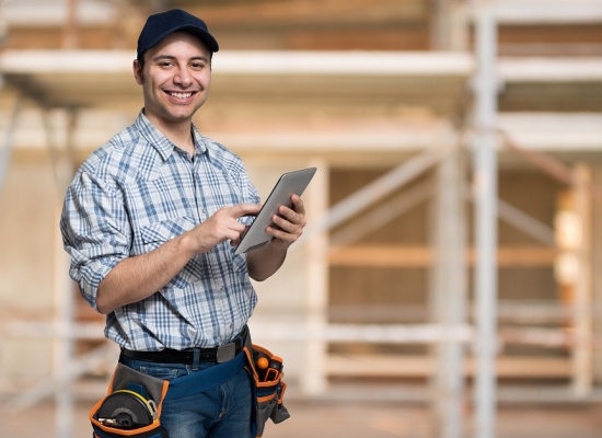 Travaux en copro : comment solliciter des artisans ?