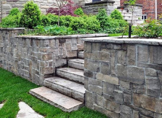 Mur de soutènement de jardin : ce qu'il faut savoir