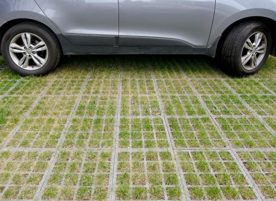 comment réaliser un parking végétalisé