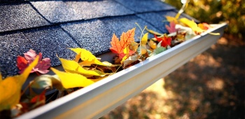 une gouttières rampante