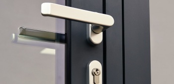 Prix d'une porte d'entrée en aluminium
