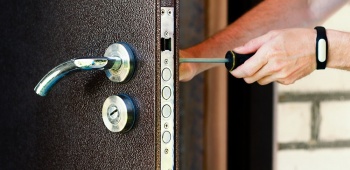 Prix pour le blindage d'une porte d'entrée