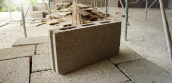 Quel-type-de-parpaing-choisir-ootravaux