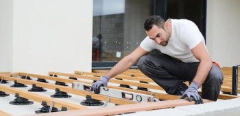 Construire sa terrasse en bois : les bonnes étapes