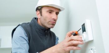 escroc-installation-thermostat-connecte