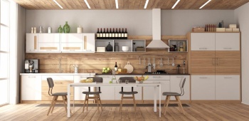 joli parquet dans une cuisine