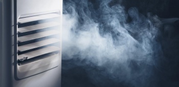 Climatisation qui dégage de la fumée blanche