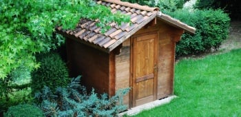 Comment bien réaliser les fondations d'un abri de jardin ?
