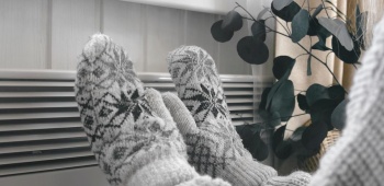 mur-froid-moufles-radiateur