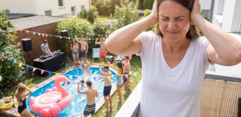 vos voisins font du bruit comment réagir ? Quel loi s'applique à cette situation ?