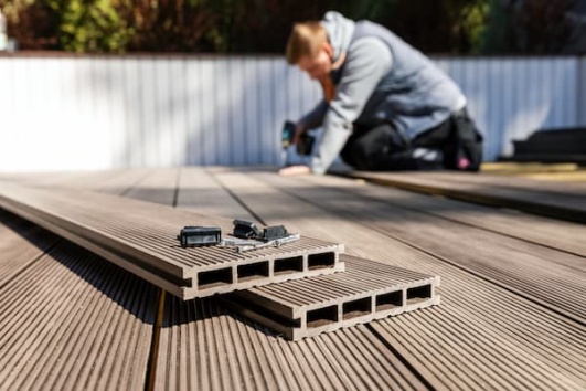 terrasse-en-bois-ou-terrasse-composite