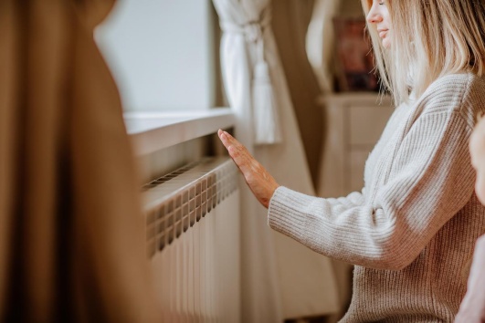isolation-radiateur-rideau