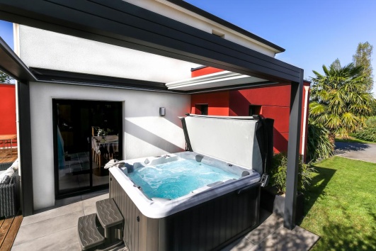 pergola-blioclimatique-lames