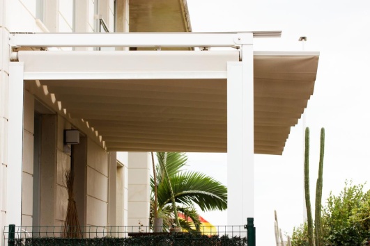 pergola-pvc-adossee