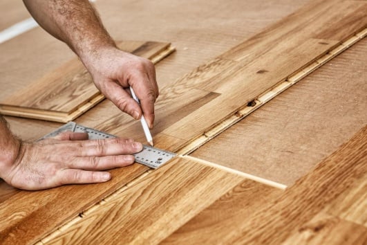 decoupage parquet avec soin 