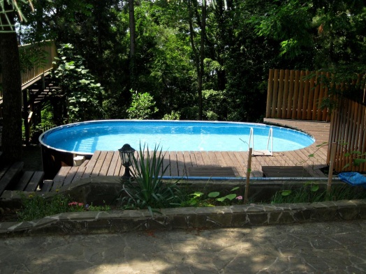 piscine-hors-sol-verdure