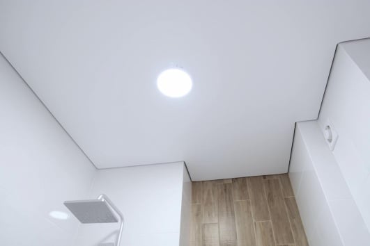 Faux plafond installer par un artisan professionnel