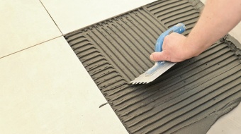 Professionnel du carrelage