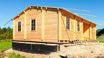 Constructeur de maison en bois