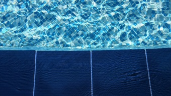 Revêtement pour piscine
