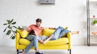 Eté-x-astuces-pour-diminuer-votre-consommation-d-électricité-ootravaux