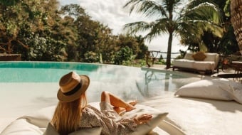 Tout savoir sur le prix d'une piscine lagon