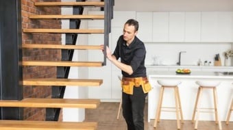 Escalier sur mesure : à quel artisan faire appel ?