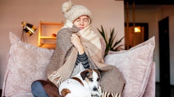 femme-froid-maison