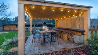 Quelle essence de bois choisir pour une pergola ?