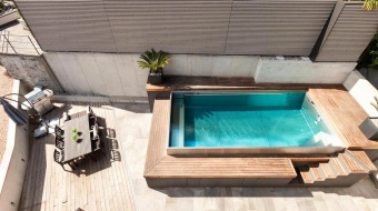 piscine hors sol aménagée